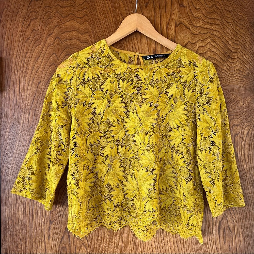 Zara Lace Crop Top Dark Yellow size S